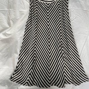 MICHAEL Michael Kors Chevron Striped Skirt - Silk - Size 2